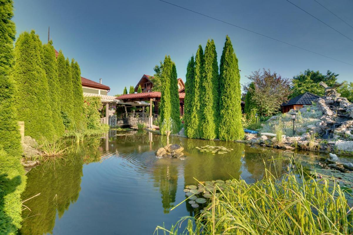 Hotel David With Free Parking Košice Esterno foto